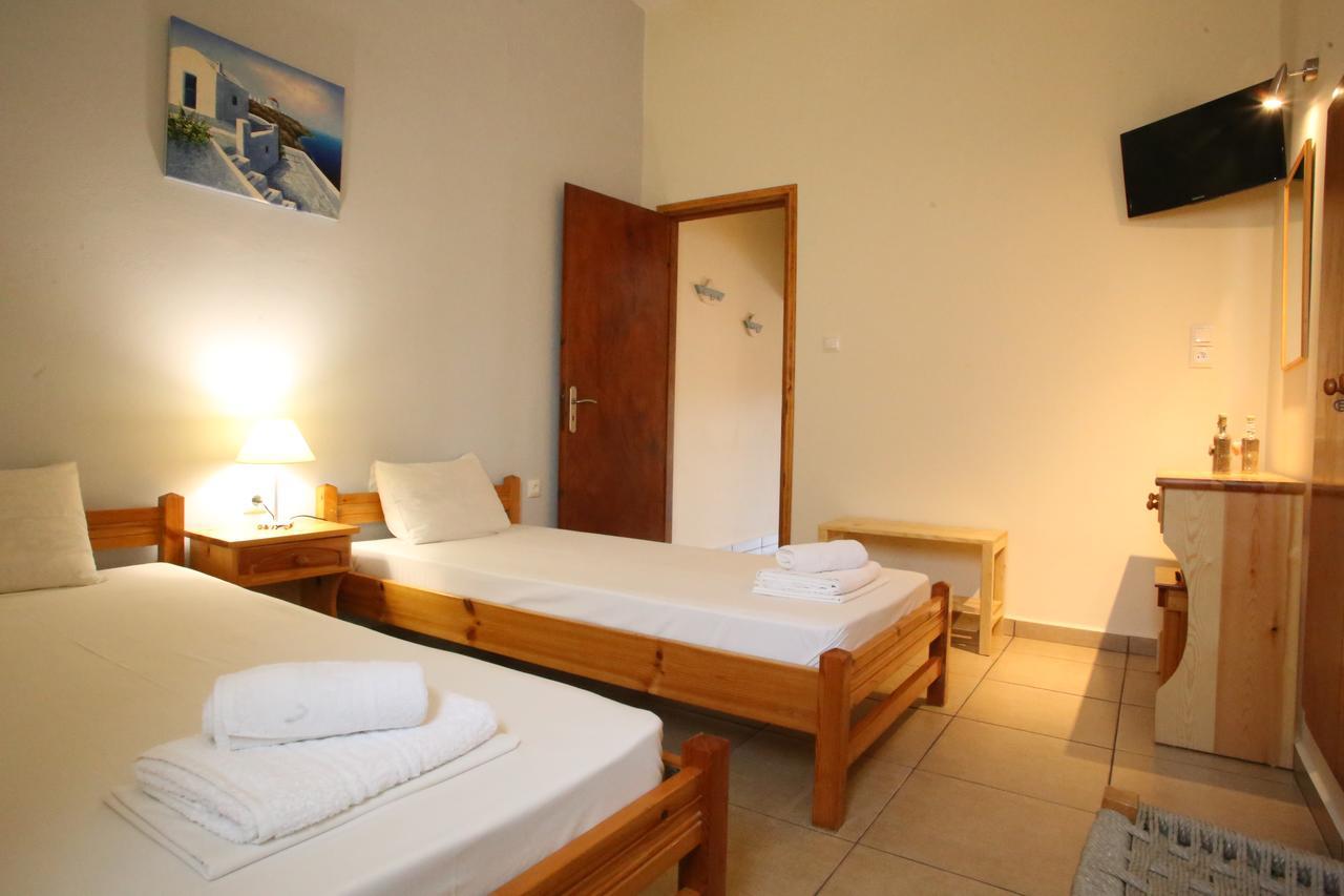 Oasis Rooms & Studios In غاليساس المظهر الخارجي الصورة