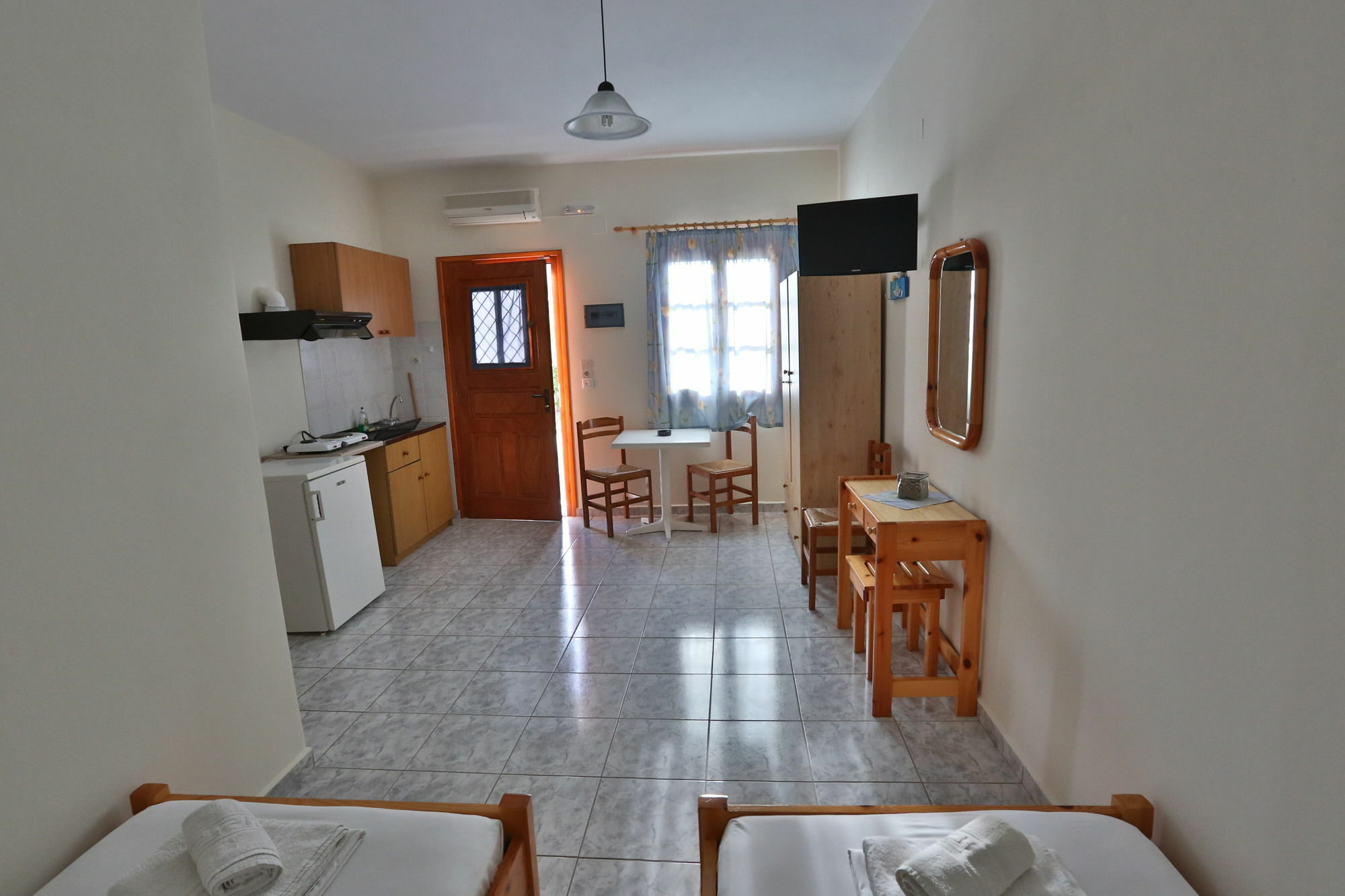 Oasis Rooms & Studios In غاليساس المظهر الخارجي الصورة