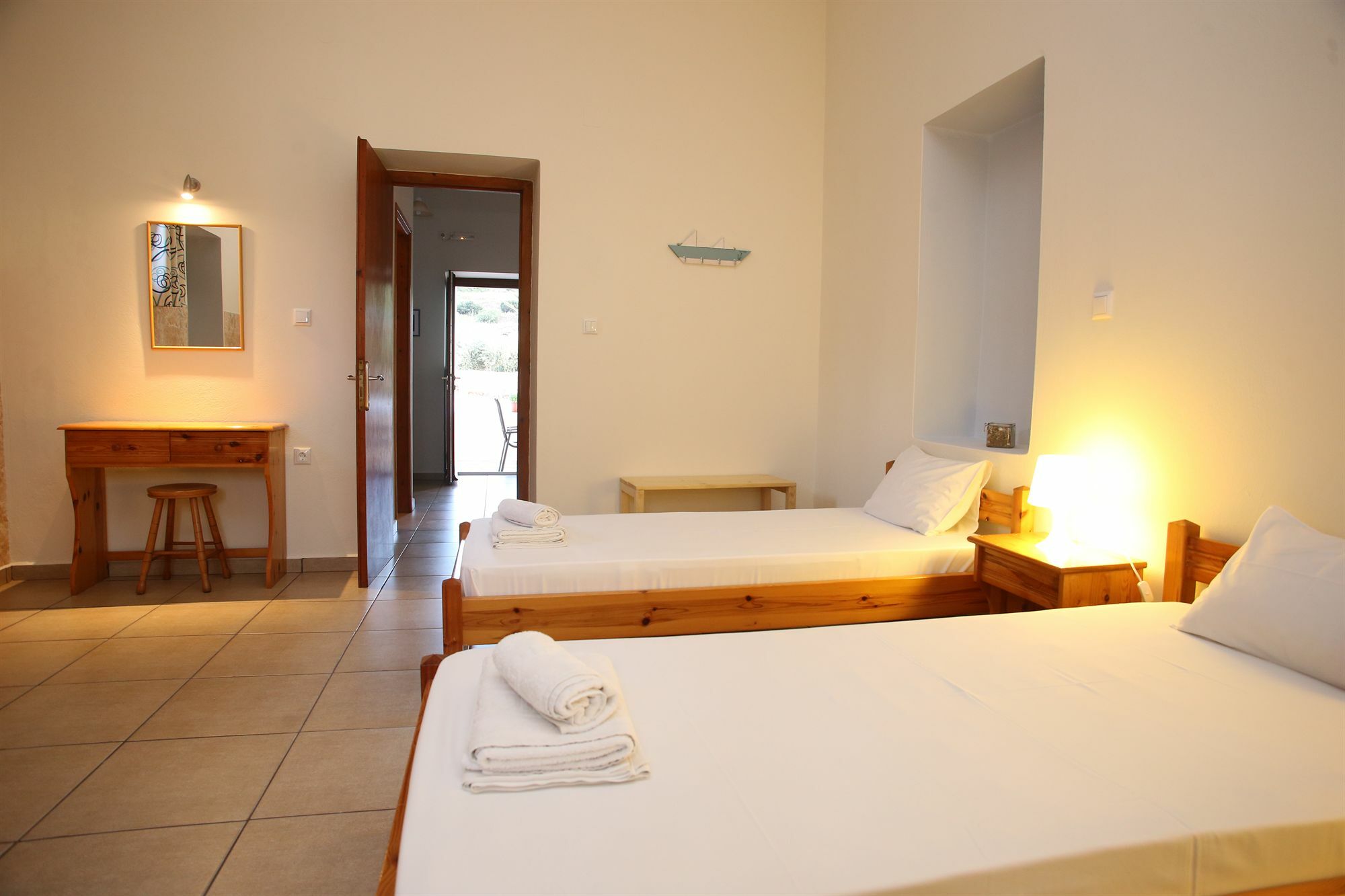 Oasis Rooms & Studios In غاليساس المظهر الخارجي الصورة
